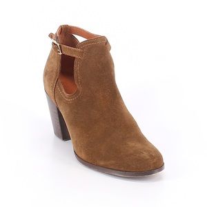 Frye ankle boot